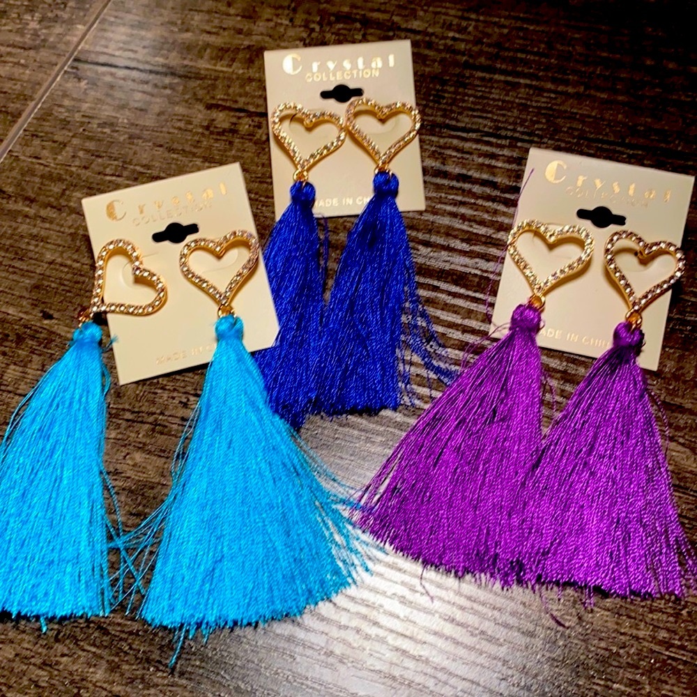 Stud 💎CZ Diamond heart ❤️ shape gold tone dangling earrings, with color tassel
